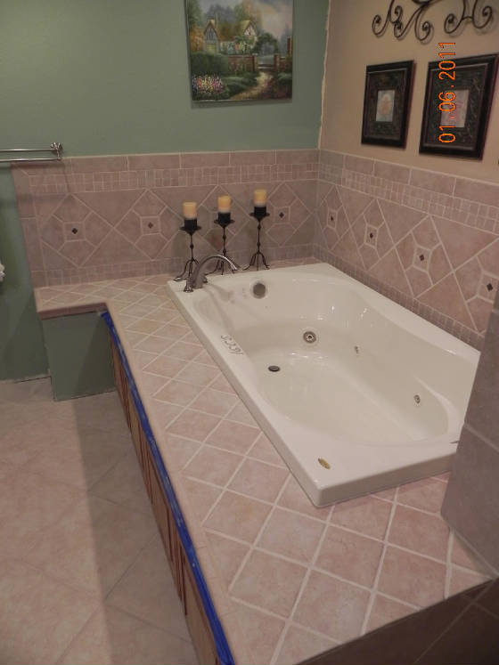 Bathroom/DSCN2334.JPG